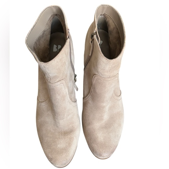 BP Boots Womens 11 M Block Wedge Ankle Bootie RN58665 Taupe Suede Leather Heels - Picture 2 of 9